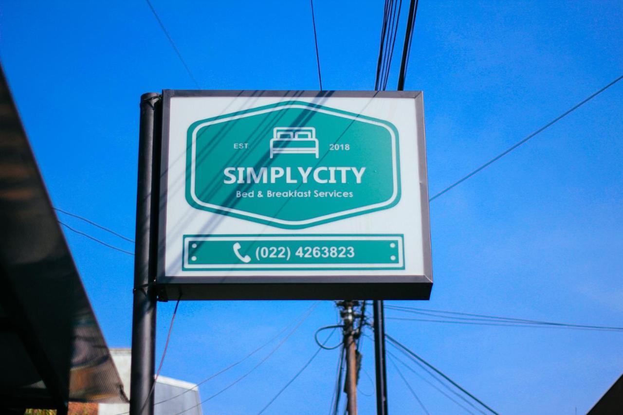 Simplycity Hostel Syariah 반둥 외부 사진